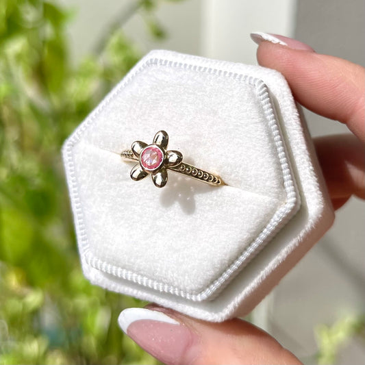 14k Yellow Gold Natural Pink Sapphire Flower Ring 🌸